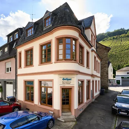 Апартаменты Grosse Dtv-zertifizierte An Der Mosel Fuer 7 Personen - 3 Schlafzimmer, Parkplatz & Waschmaschine *