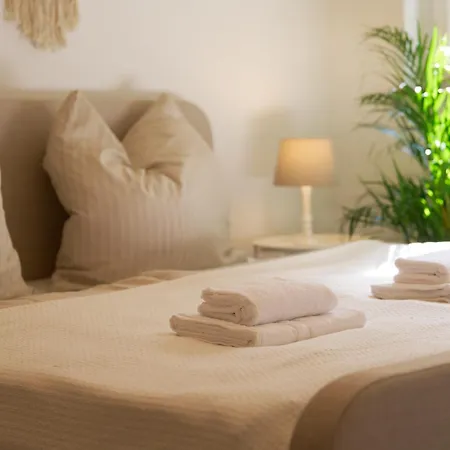 Apartment Grosse Dtv-zertifizierte An Der Mosel Fuer 7 Personen - 3 Schlafzimmer, Parkplatz & Waschmaschine *