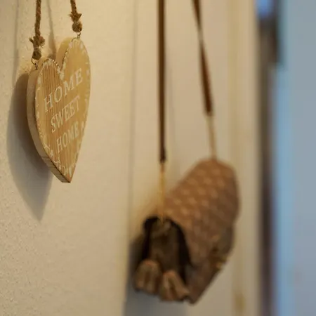 Grosse Dtv-zertifizierte An Der Mosel Fuer 7 Personen - 3 Schlafzimmer, Parkplatz & Waschmaschine Apartment Traben-Trarbach