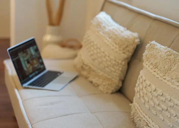 Bg Living & Hosting - Gemuetliche Mosel-ferienwohnung Fuer Familien & Weinliebhaber In Lage - 3 Schlafzimmer, Bis 7 Personen, Parkplatz & Waschmaschine Apartamento Traben-Trarbach