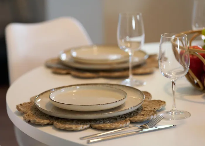 Bg Living & Hosting - Gemuetliche Mosel-ferienwohnung Fuer Familien & Weinliebhaber In Lage - 3 Schlafzimmer, Bis 7 Personen, Parkplatz & Waschmaschine Apartamento *